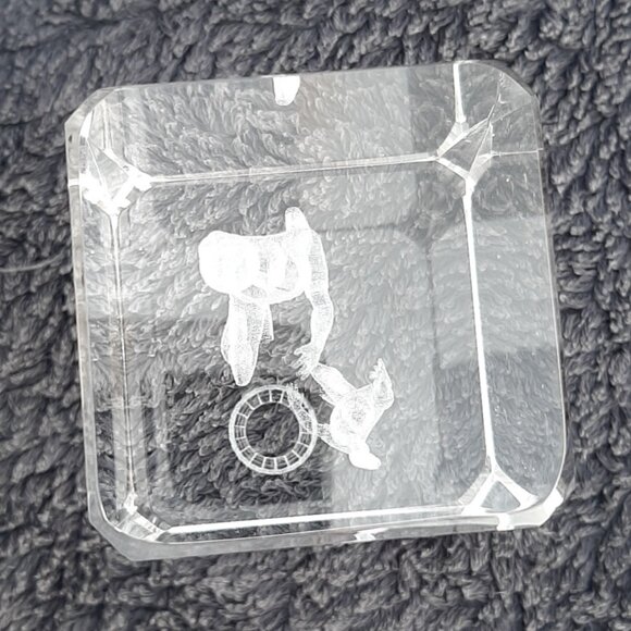 3" Paper Weight Basketball Etched Glass - Picture 4 of 4